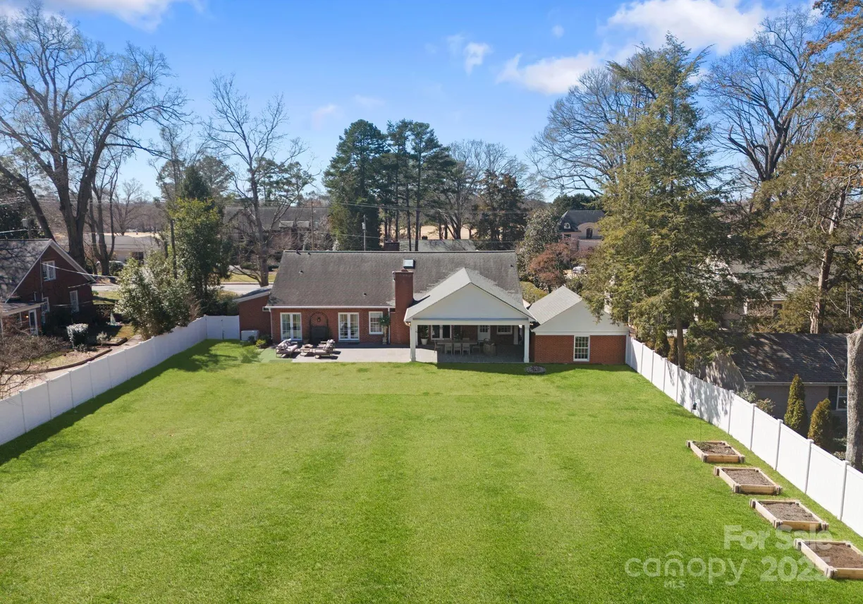 Charlotte Real Estate | View 2701 Sharon Road | Listing
