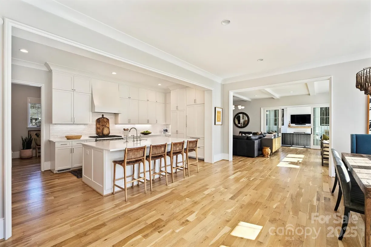 Charlotte Real Estate | View 2509 Montrose Court | Listing