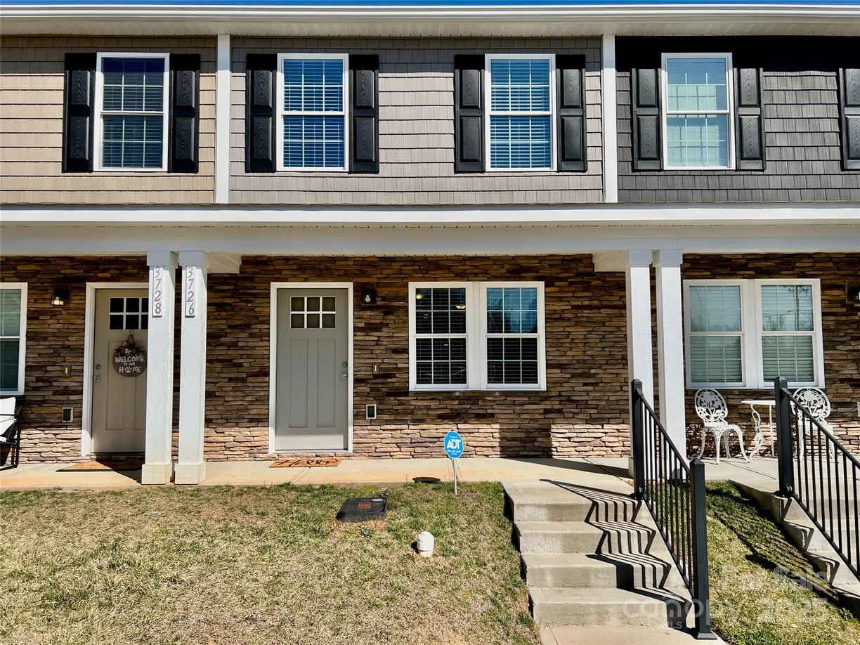 Charlotte Real Estate | View 3726 Windy Pine Lane | 3 Beds, 1 Bath