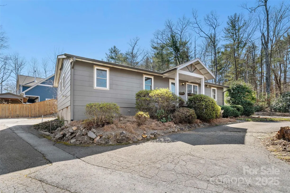 Charlotte Real Estate | View 32 Blue Ridge Assembly Drive | Listing