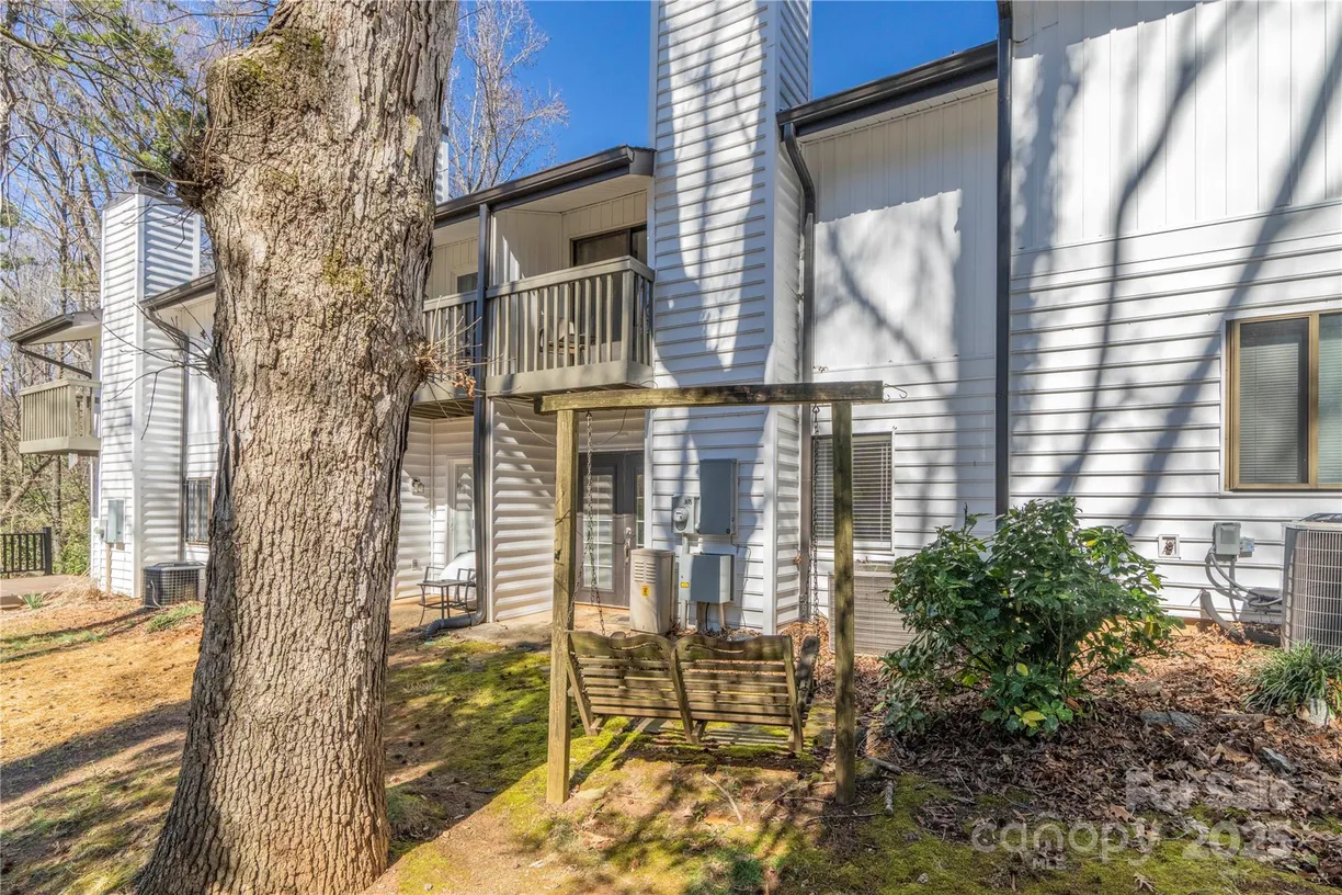 Charlotte Real Estate | View 3615 Maple Glenn Lane | Listing