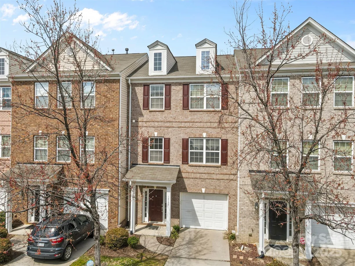 Charlotte Real Estate | View 14139 Winford Lane | Listing