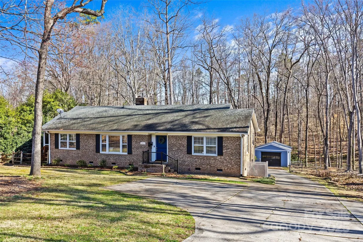 Charlotte Real Estate | View 2913 Archdale Drive | Listing
