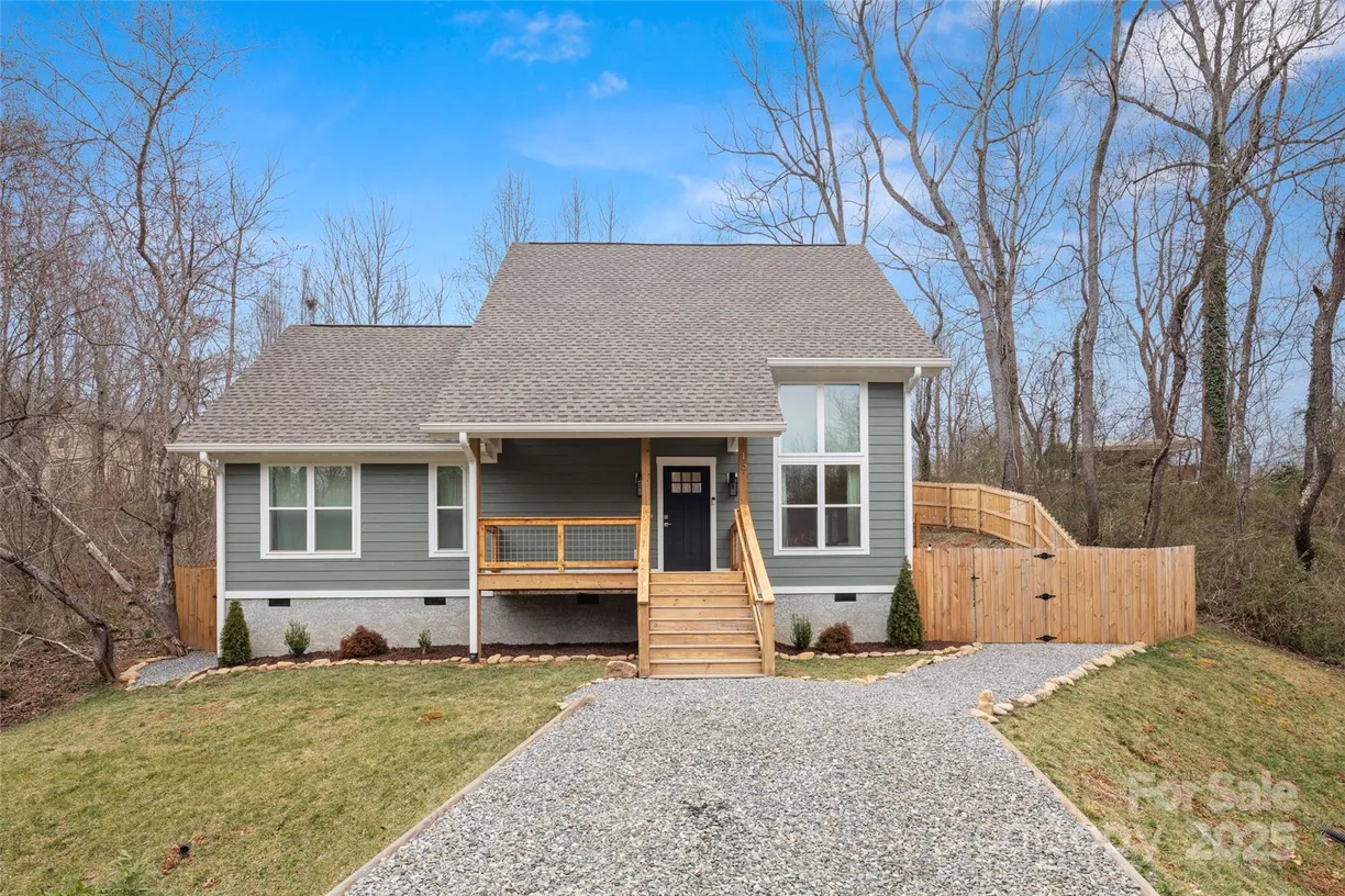 Charlotte Real Estate | View 15 Hemlock Drive | 3 Beds, 2 Baths