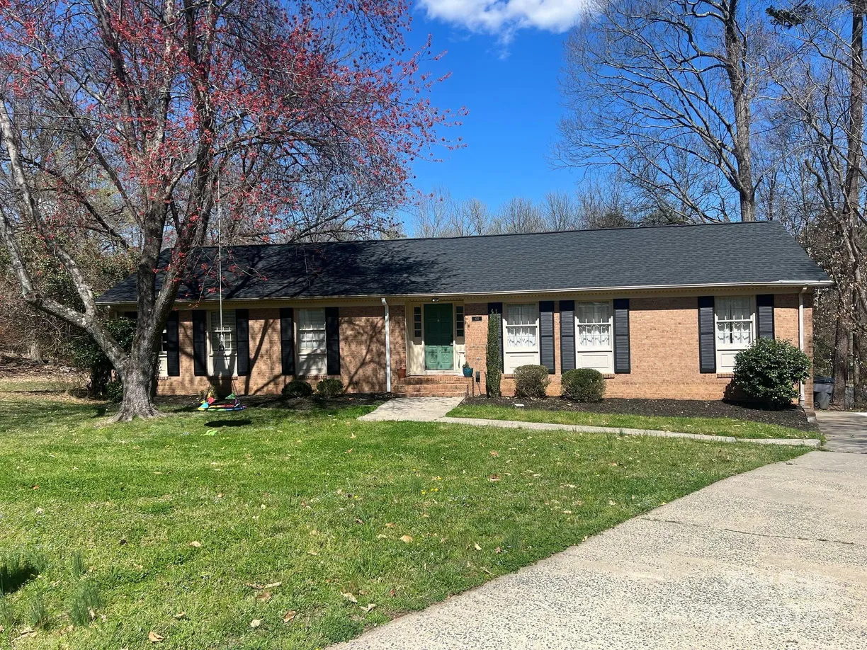 Charlotte Real Estate | View 100 Chadmore Drive | 4 Beds, 3 Baths