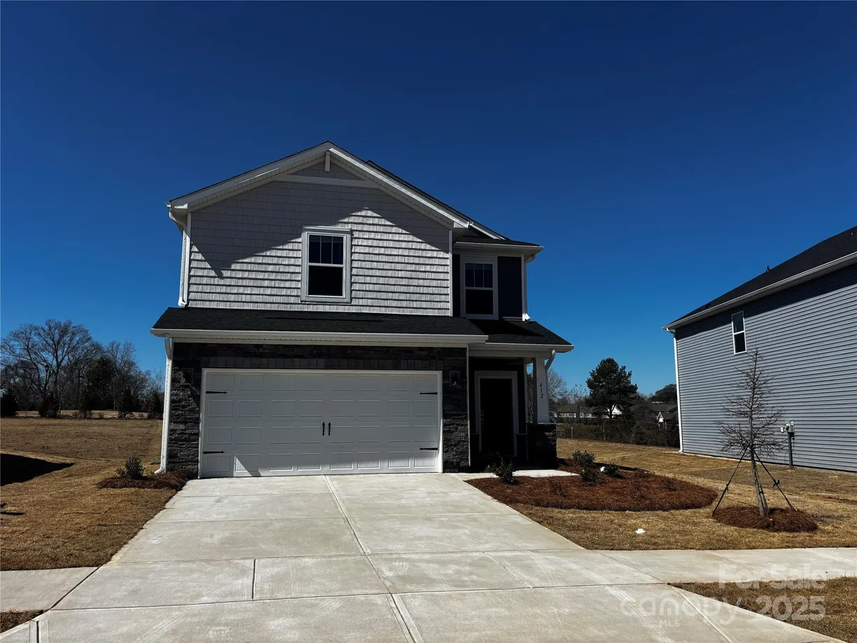 Charlotte Real Estate | View 412 Luna Lane | 3 Beds, 2 Baths