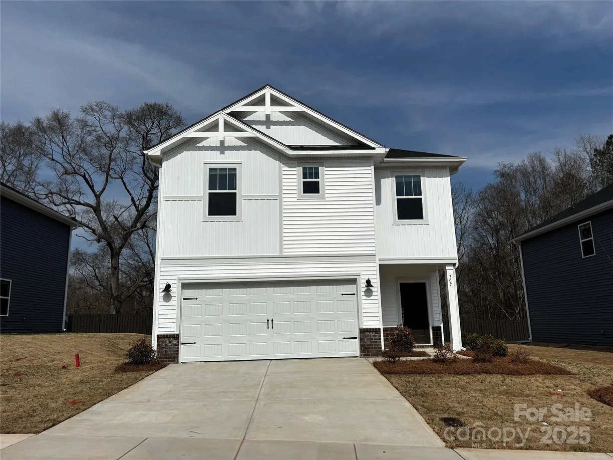 Charlotte Real Estate | View 307 Alden Court | 3 Beds, 2 Baths