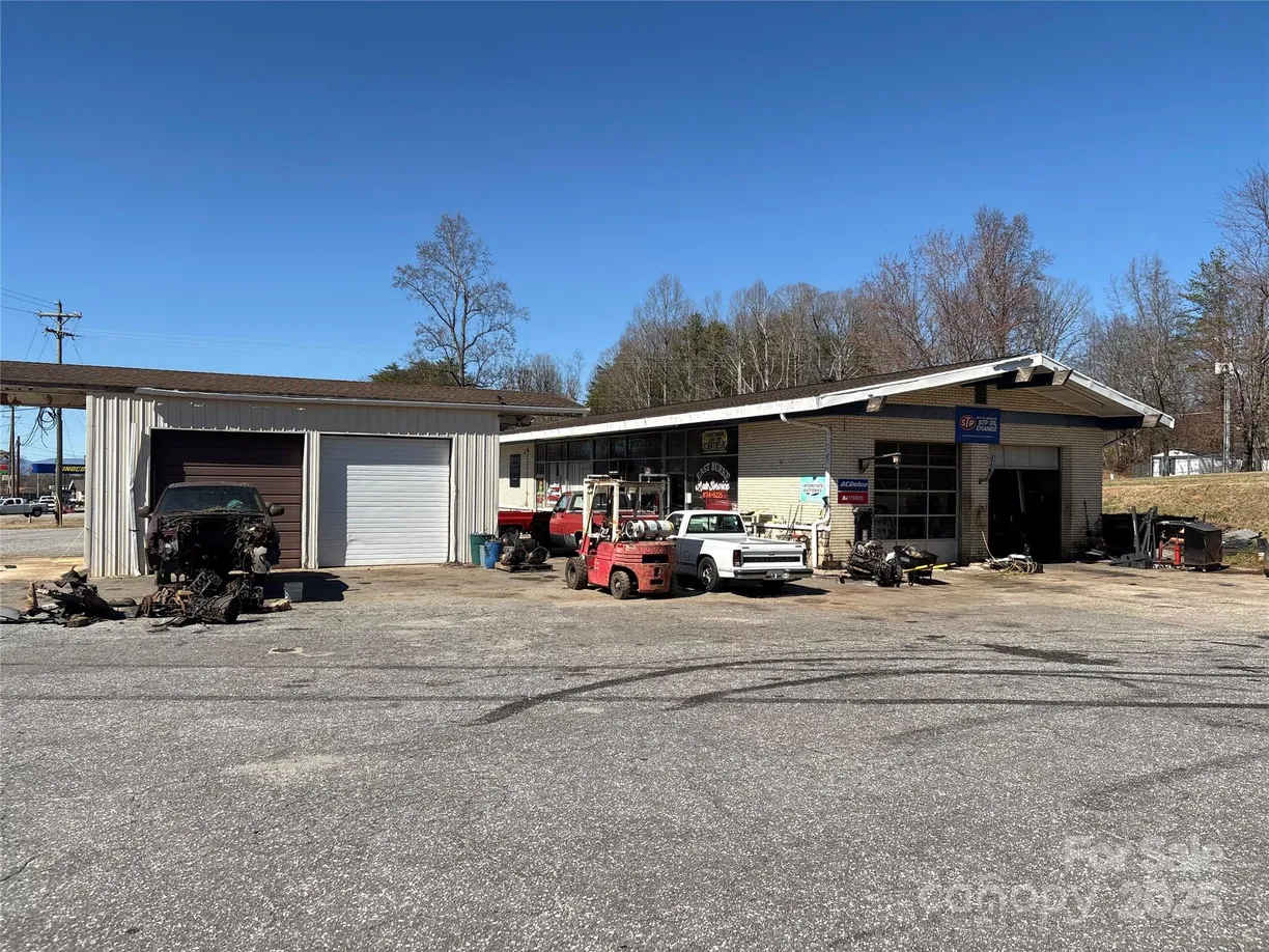 Charlotte Real Estate | View 1135 US 70 Highway