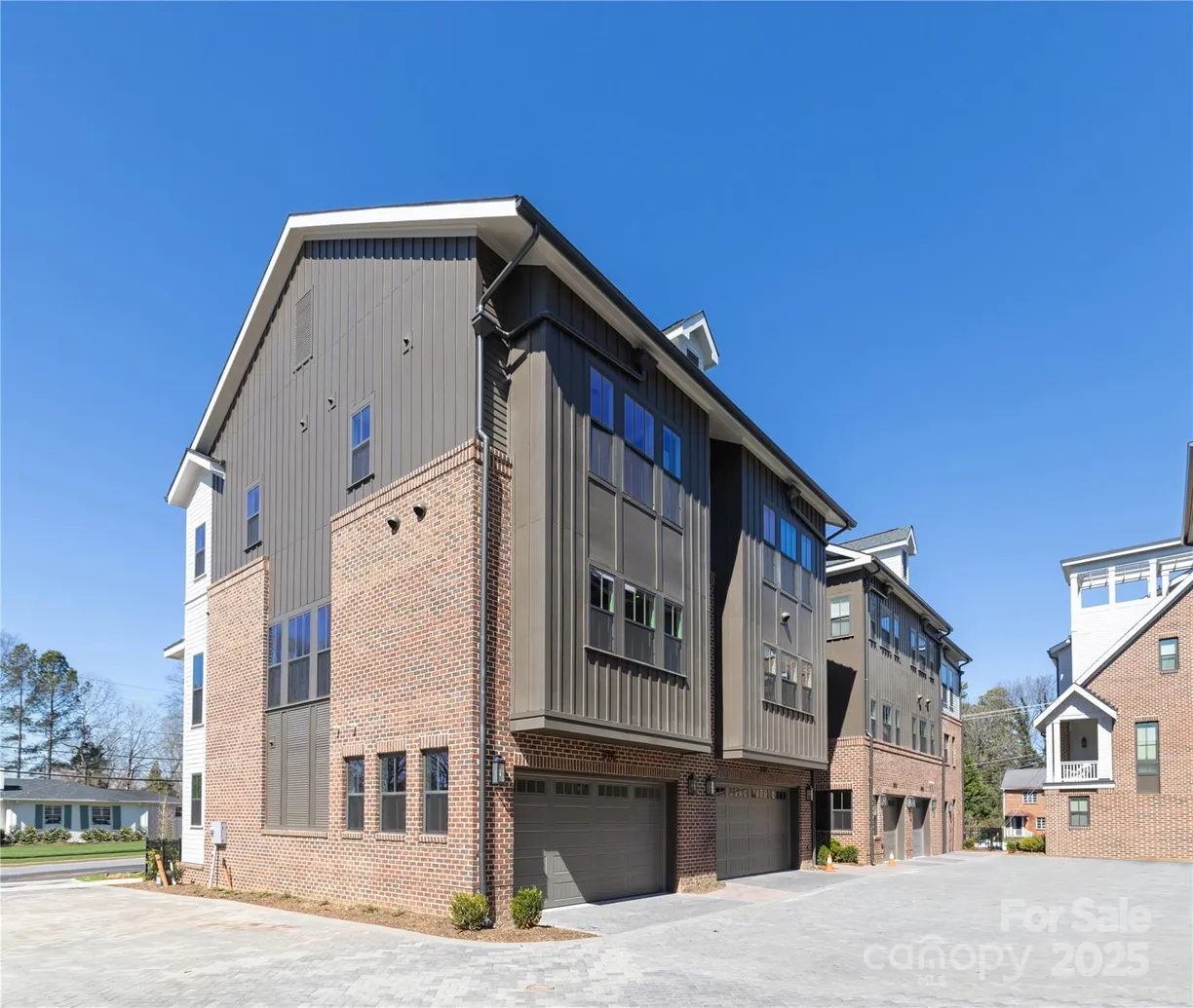 Charlotte Real Estate | View 3115 Pinehurst Place | Listing