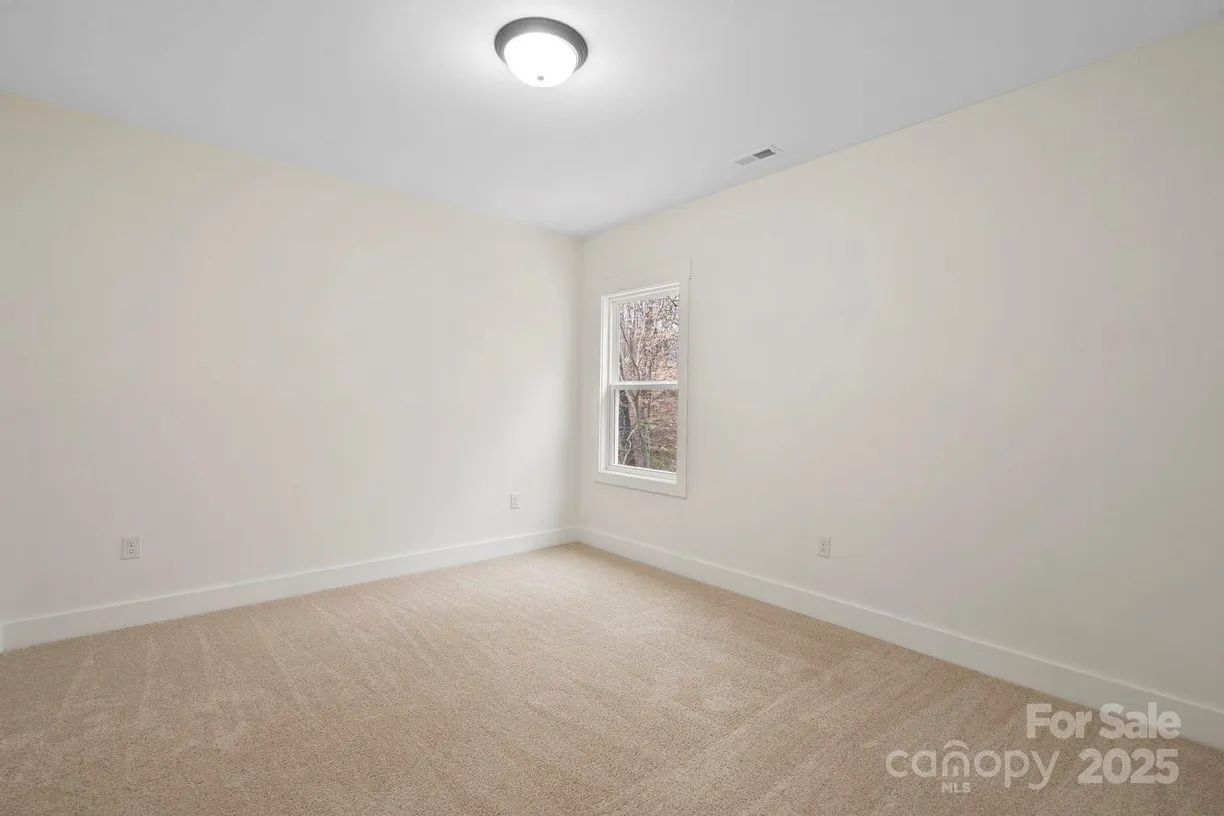 Charlotte Real Estate | View 10405 Briarhurst Place, 18 | Listing