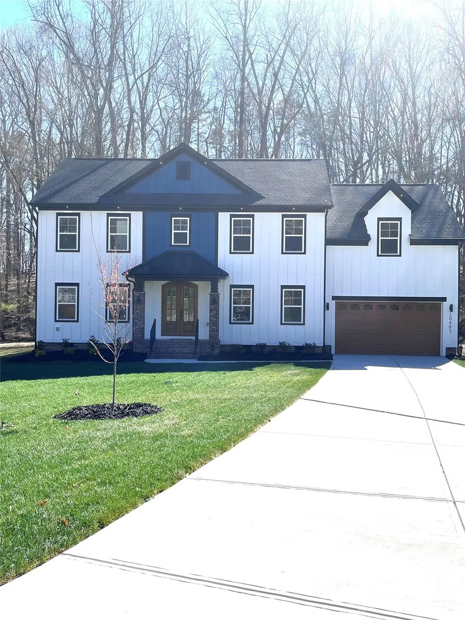 Charlotte Real Estate | View 10405 Briarhurst Place, 18 | 4 Beds, 3 Baths