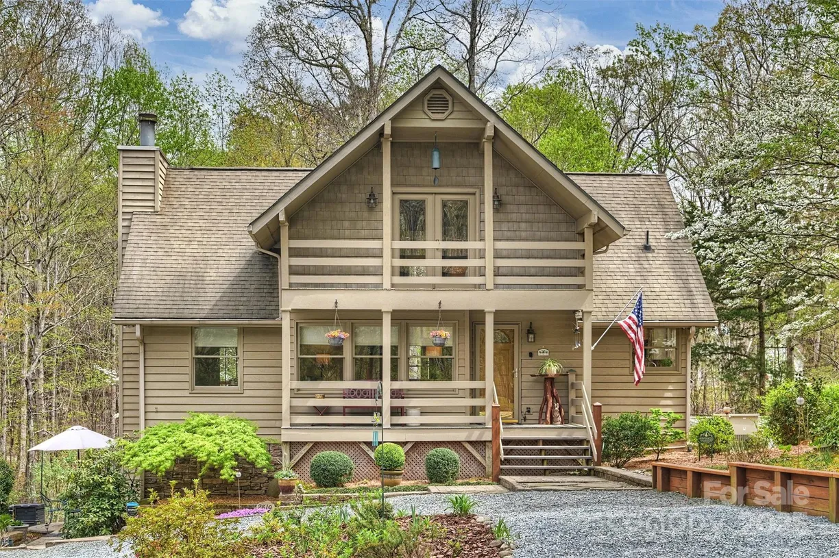 Charlotte Real Estate | View 2819 Blythe Road | 3 Beds, 3 Baths