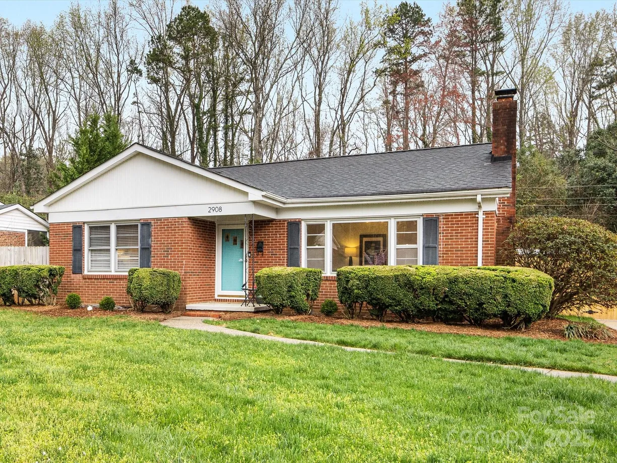 Charlotte Real Estate | View 2908 Enfield Road | 3 Beds, 2 Baths
