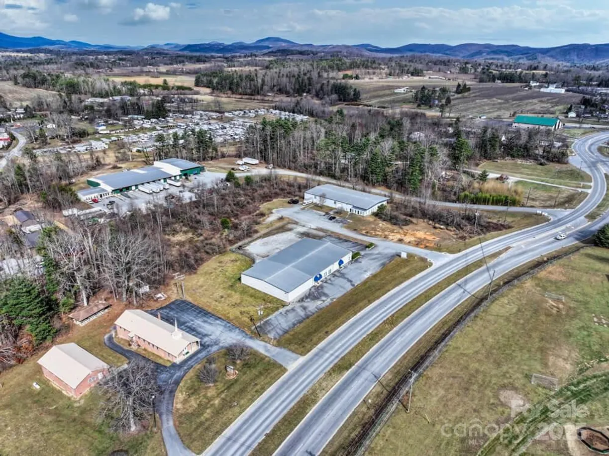 Charlotte Real Estate | View 913 Upward Road | Listing