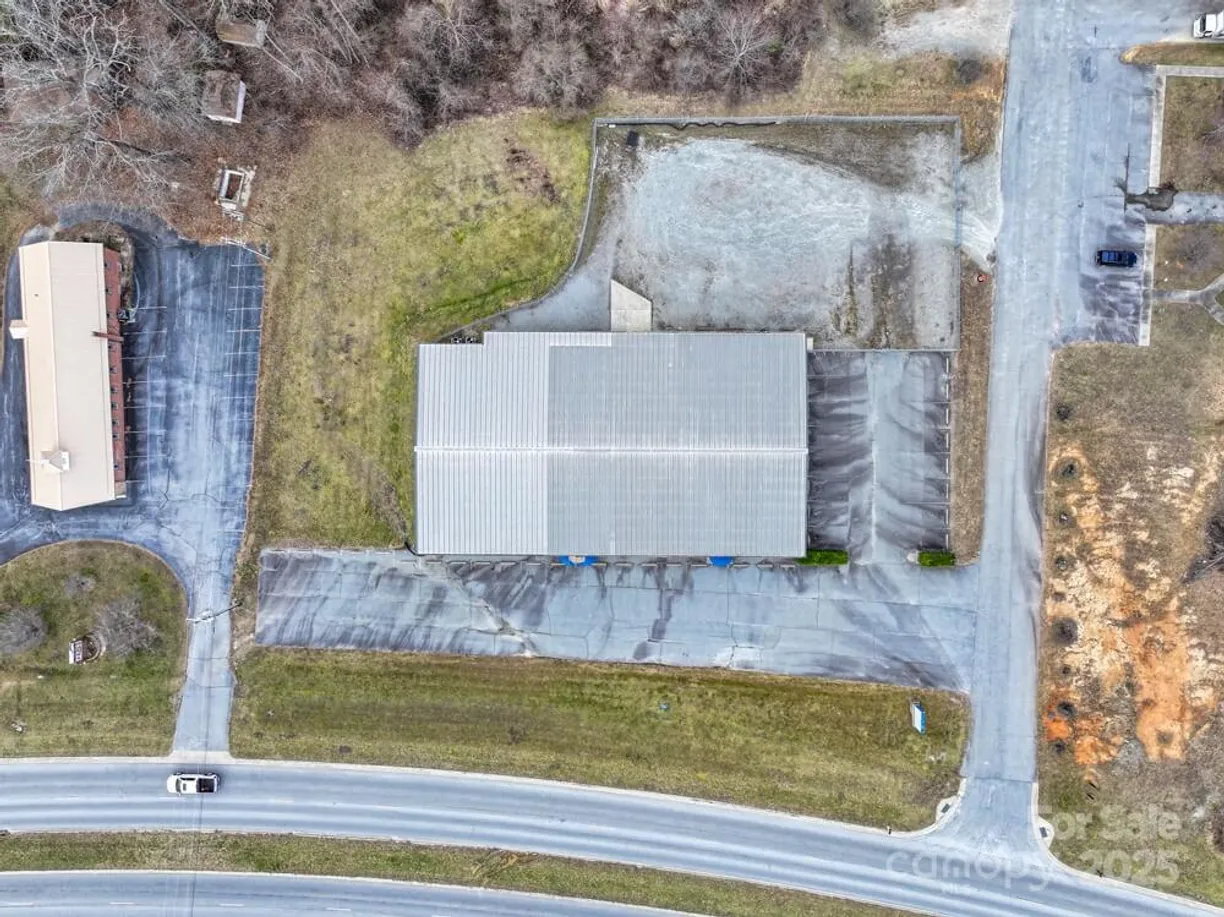 Charlotte Real Estate | View 913 Upward Road | Listing