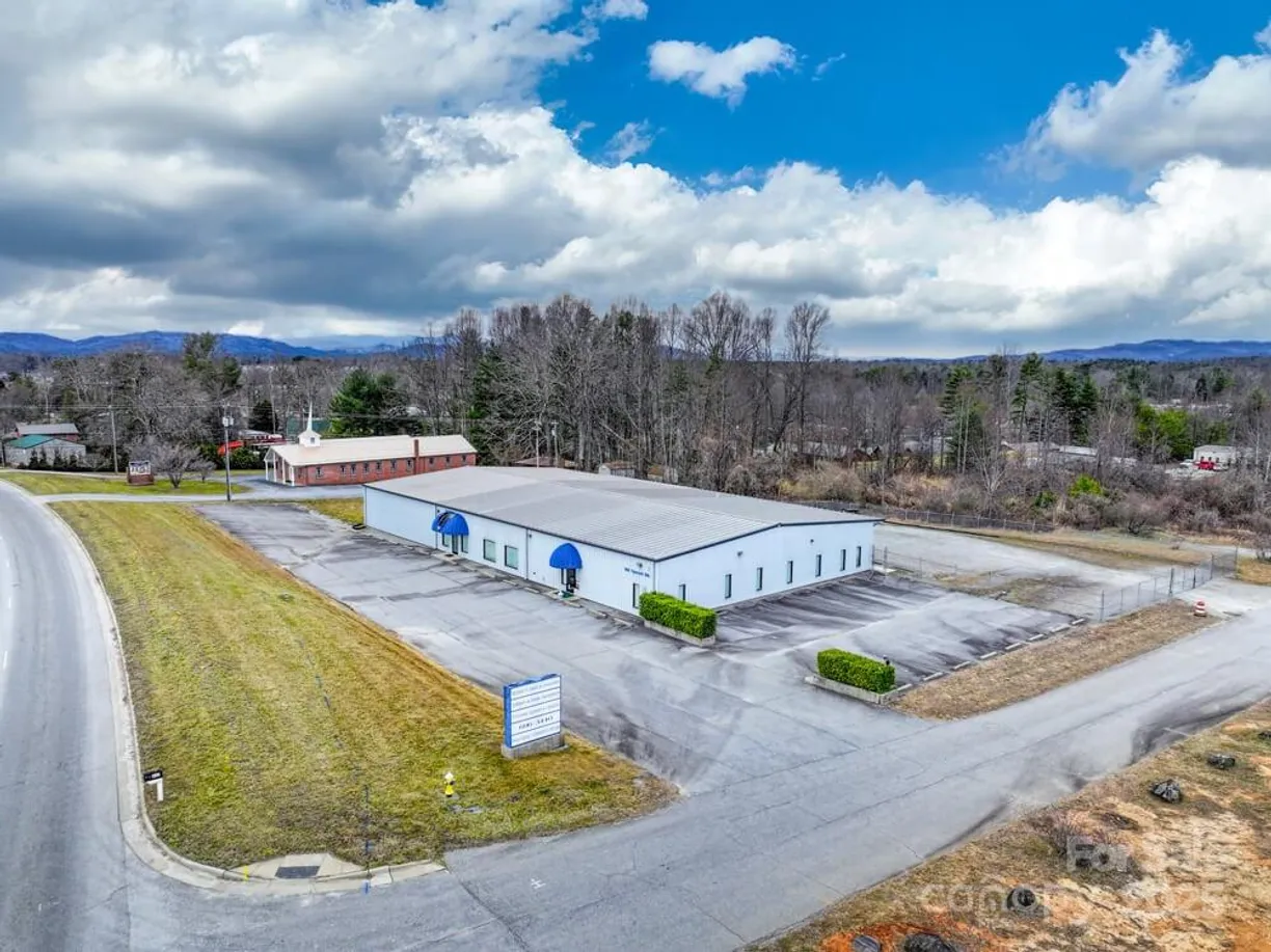 Charlotte Real Estate | View 913 Upward Road