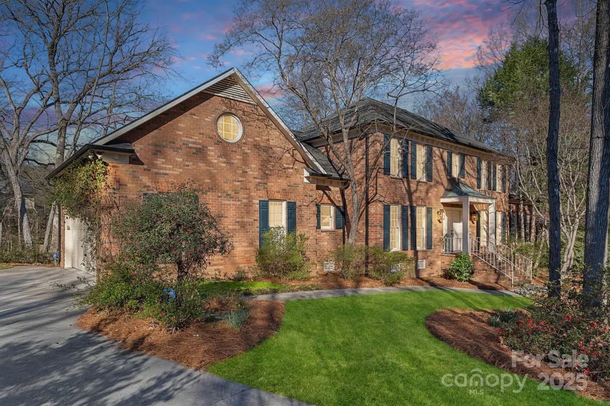 Charlotte Real Estate | View 1624 Chadmore Lane | Listing