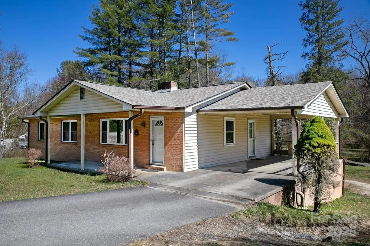 Charlotte Real Estate | View 1757 Rosman Highway | 3 Beds, 2 Baths