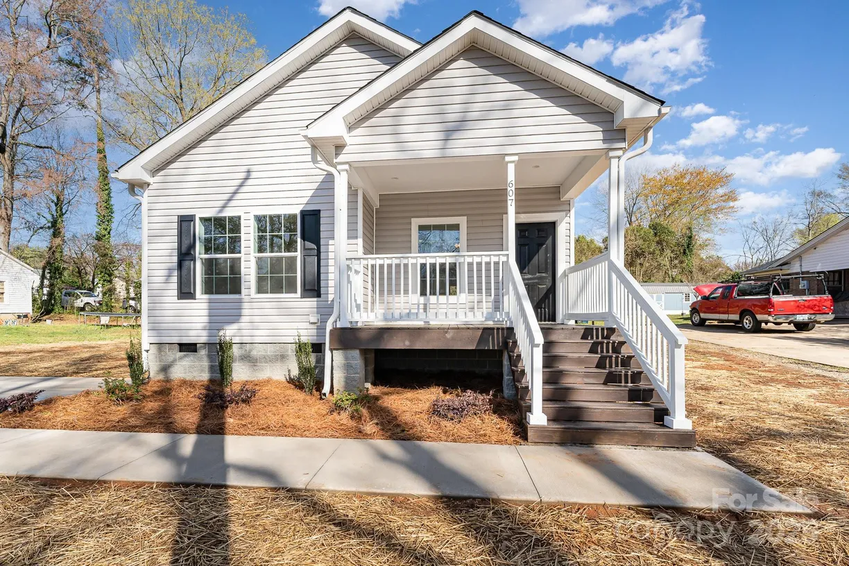 Charlotte Real Estate | View 607 Hoover Drive | Listing