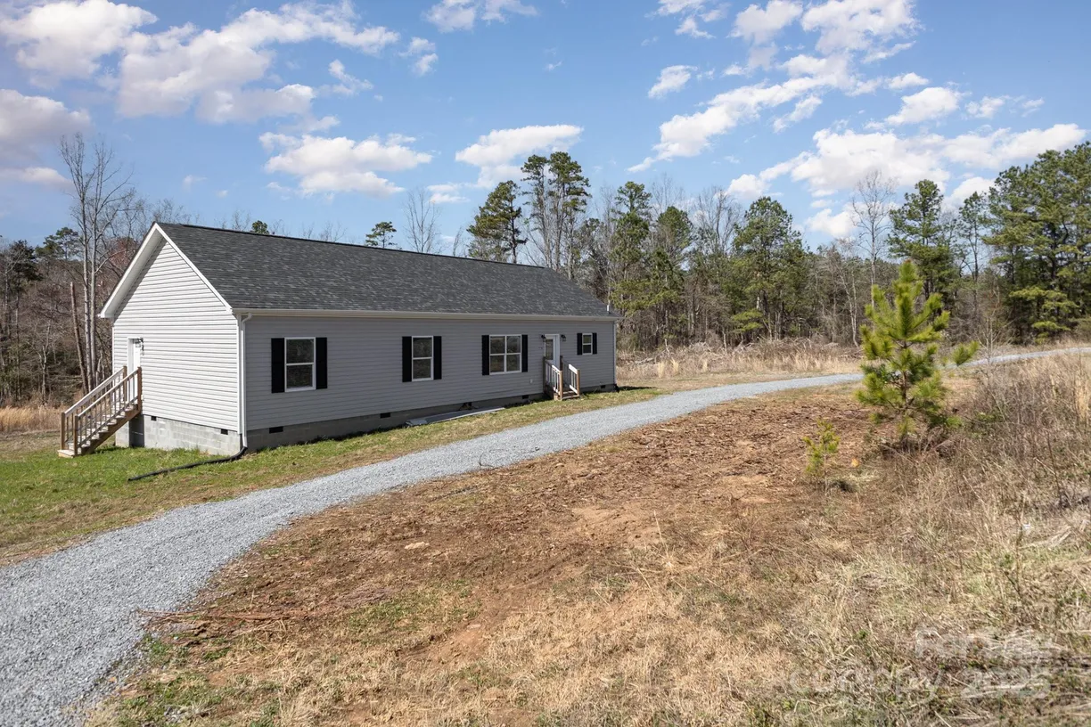 Charlotte Real Estate | View 516 Casar Belwood Road | 3 Beds, 2 Baths