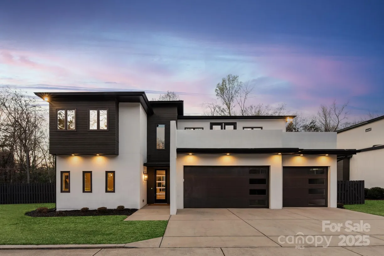 Charlotte Real Estate | View 2924 Springs Drive | 4 Beds, 3 Baths