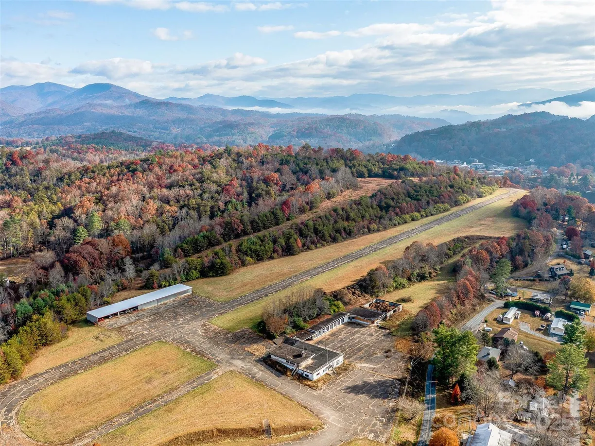 Charlotte Real Estate | View 67 Lakeview Drive
