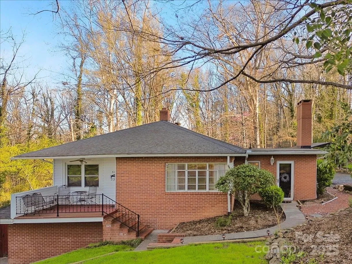 Charlotte Real Estate | View 619 Parkview Street | 4 Beds, 2 Baths