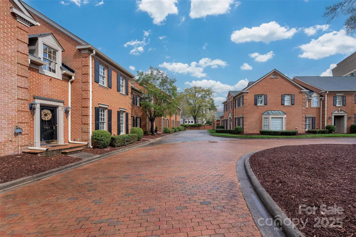 Charlotte Real Estate | View 2825 Sharon View Road | Listing