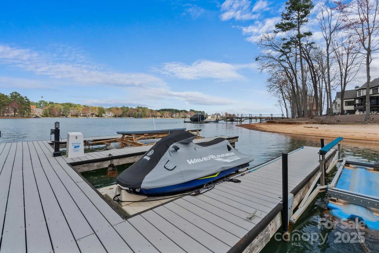 Charlotte Real Estate | View 283 Milford Circle | Listing