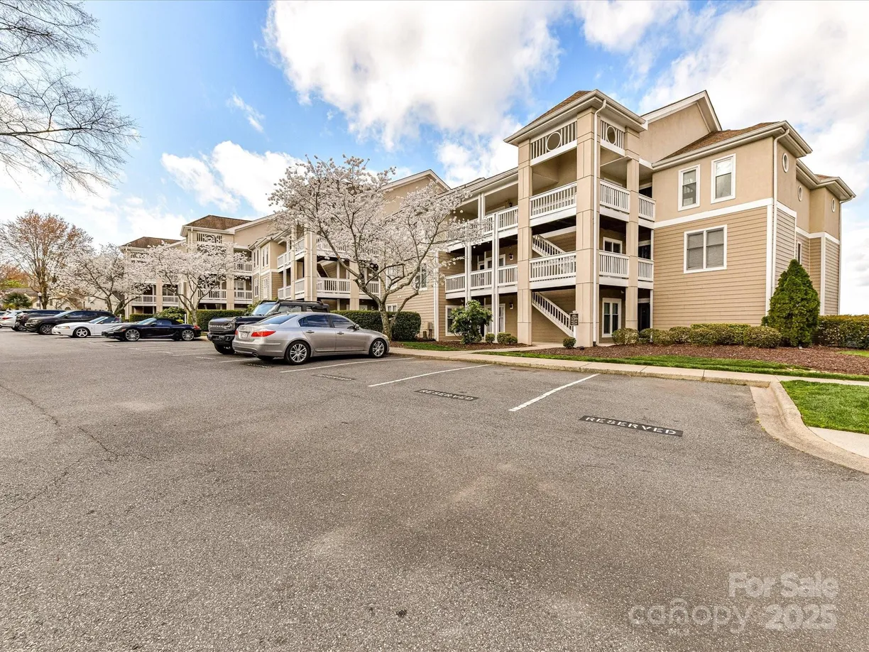 Charlotte Real Estate | View 18589 Vineyard Point Lane | Listing