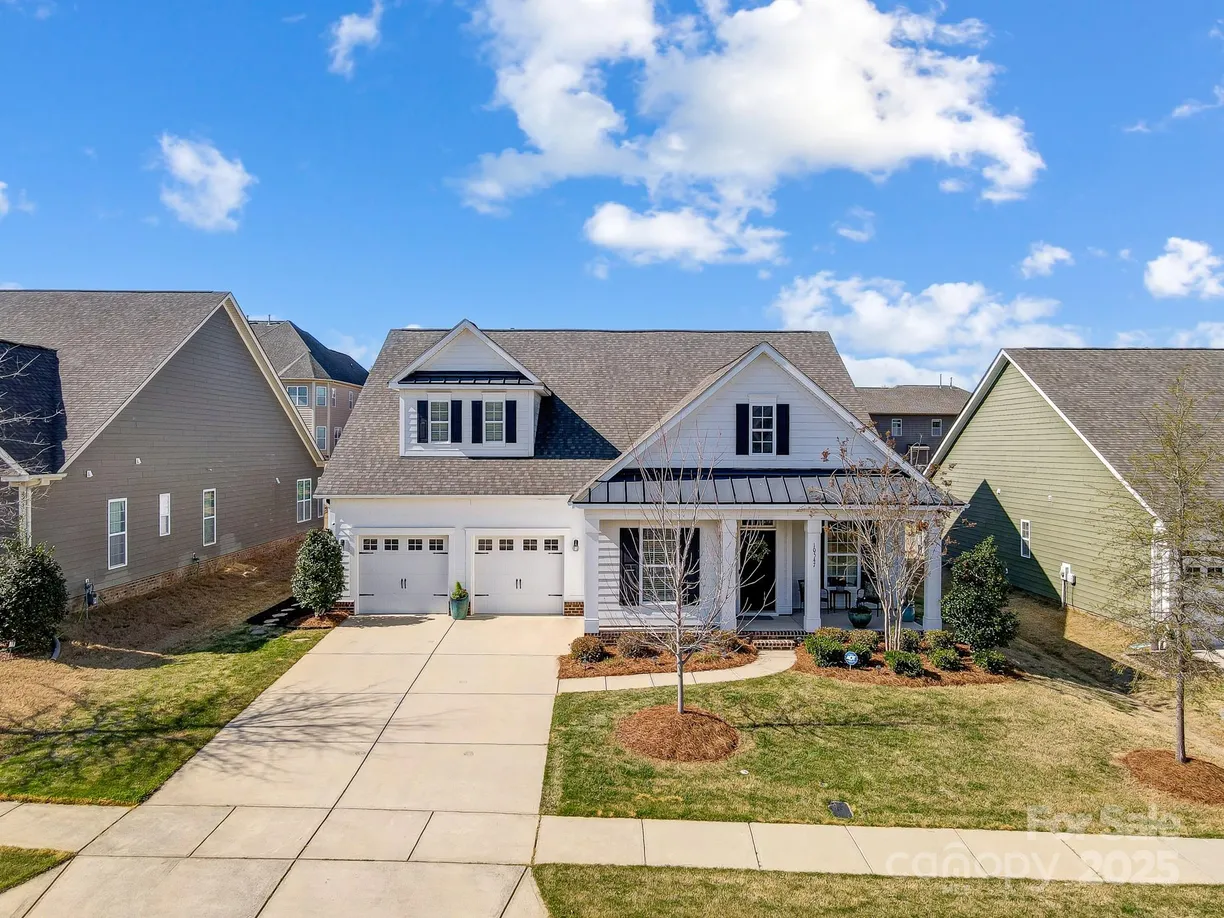 Charlotte Real Estate | View 10547 Skipping Rock Lane | 4 Beds, 3 Baths