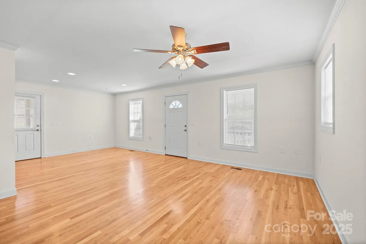 Charlotte Real Estate | View 3117 Craig Avenue | 2 Beds, 2 Baths