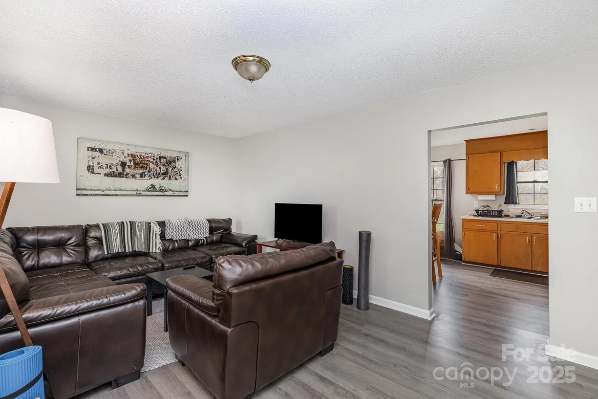 Charlotte Real Estate | View 410 E Lee Avenue | Listing
