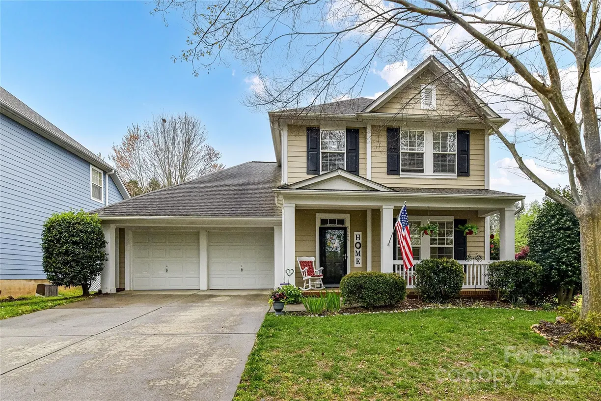 Charlotte Real Estate | View 9404 Rosalyn Glen Road | 3 Beds, 2 Baths