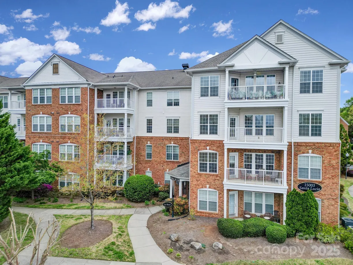 Charlotte Real Estate | View 15011 Santa Lucia Drive | 3 Beds, 2 Baths