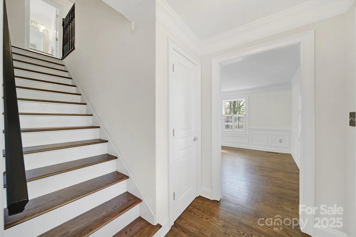 Charlotte Real Estate | View 4601 Crooked Oak Lane | Listing
