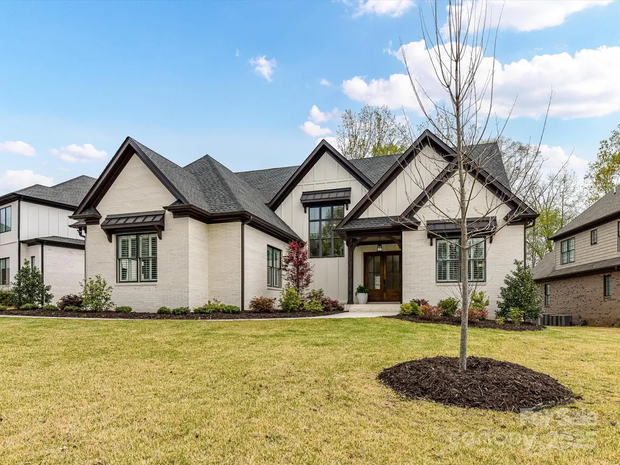 Charlotte Real Estate | View 911 Abilene Lane | 5 Beds, 4 Baths