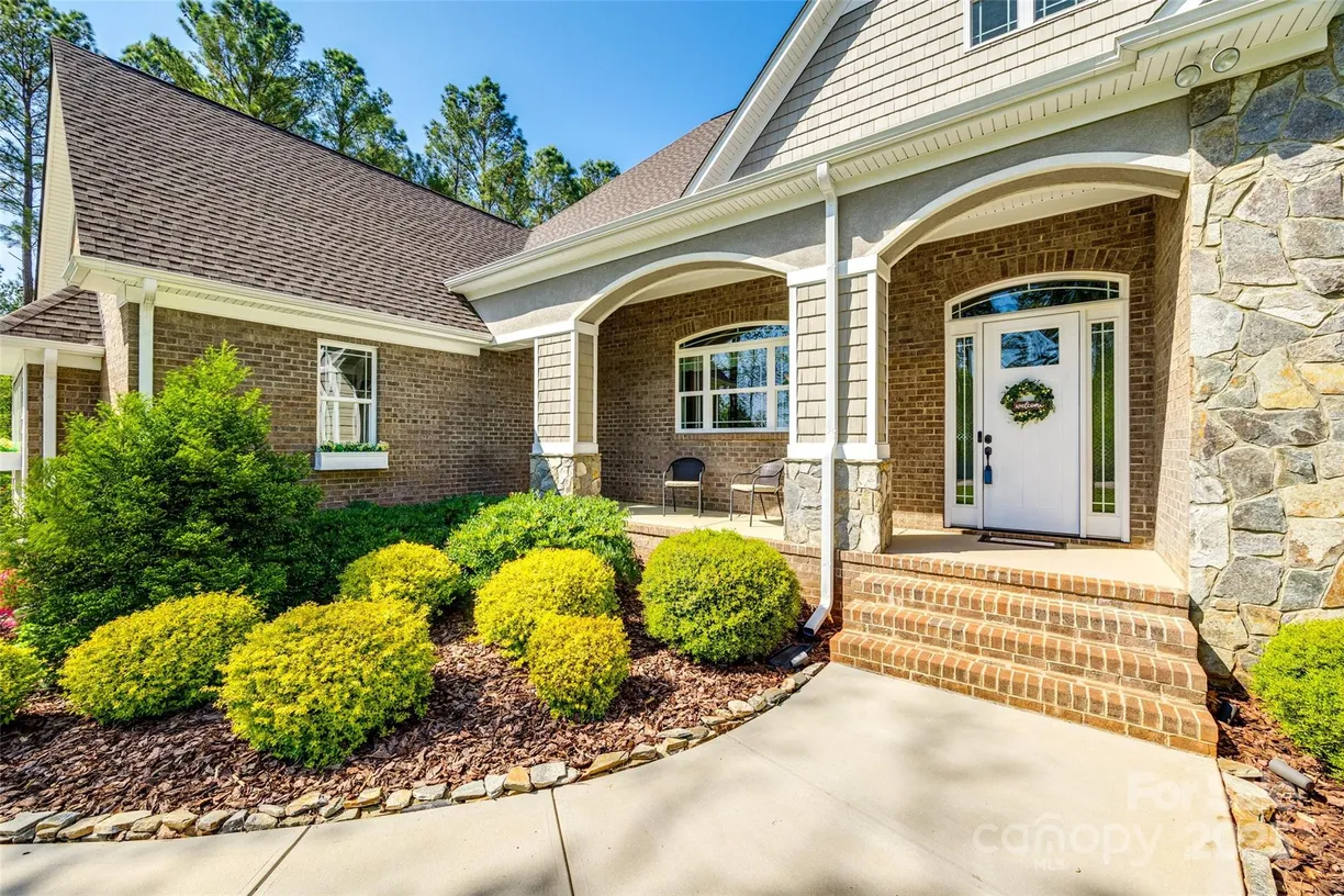 Charlotte Real Estate | View 1012 Ledge Wood Lane | Listing