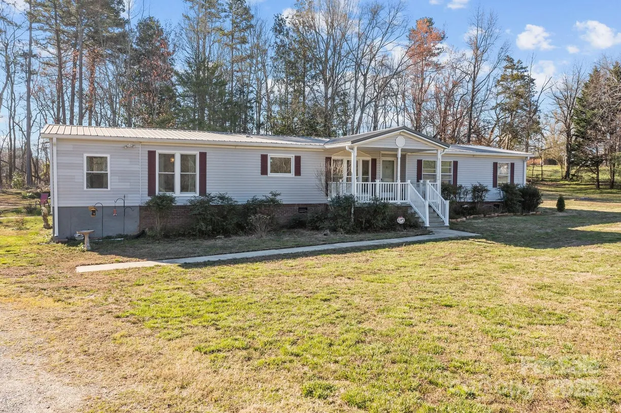 Charlotte Real Estate | View 125 S Main Street | Listing