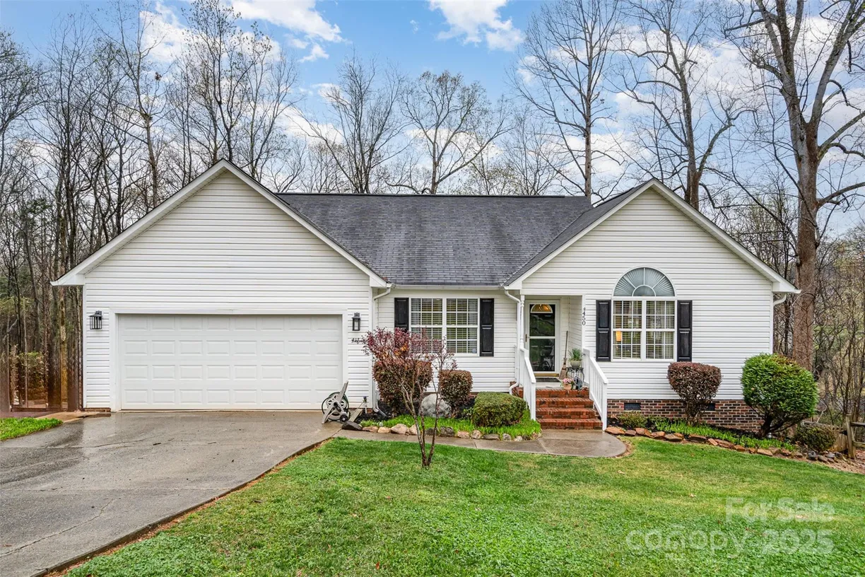 Charlotte Real Estate | View 450 Will-Etta Place | 3 Beds, 2 Baths