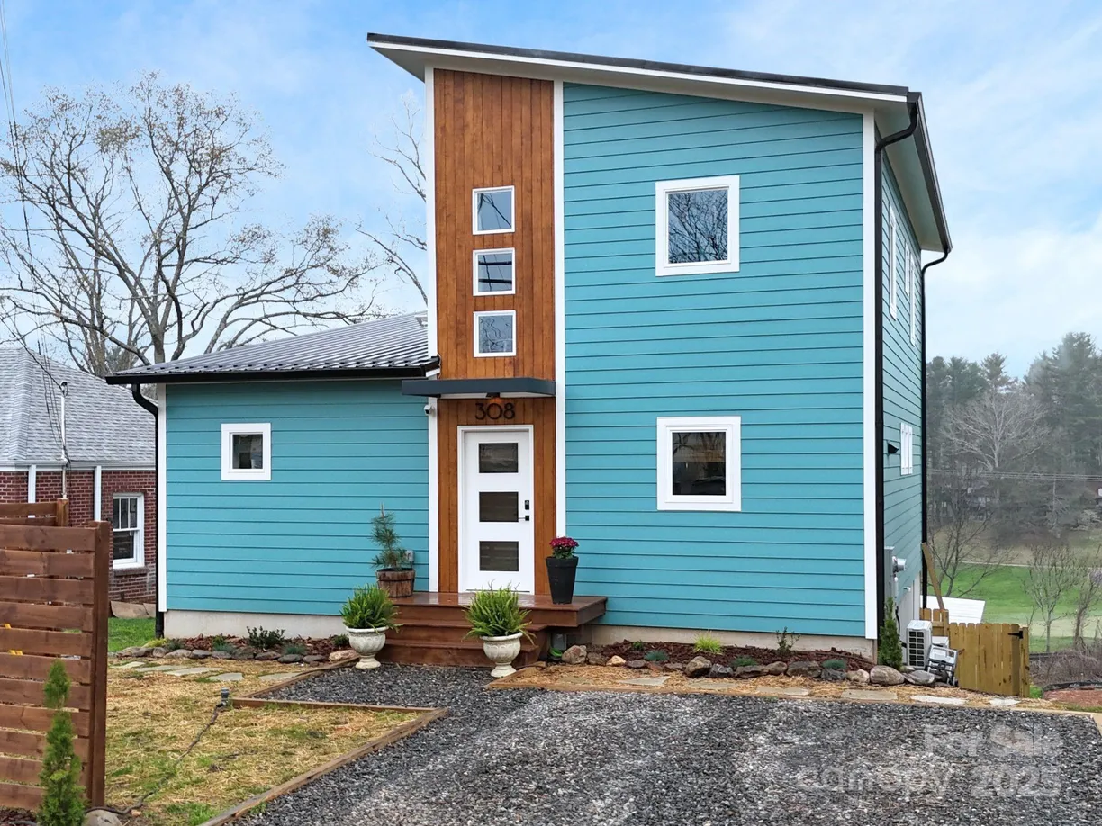 Charlotte Real Estate | View 308 Emma Road | 5 Beds, 3 Baths