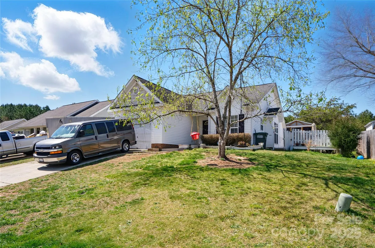Charlotte Real Estate | View 2425 Barkers Ridge Drive | Listing