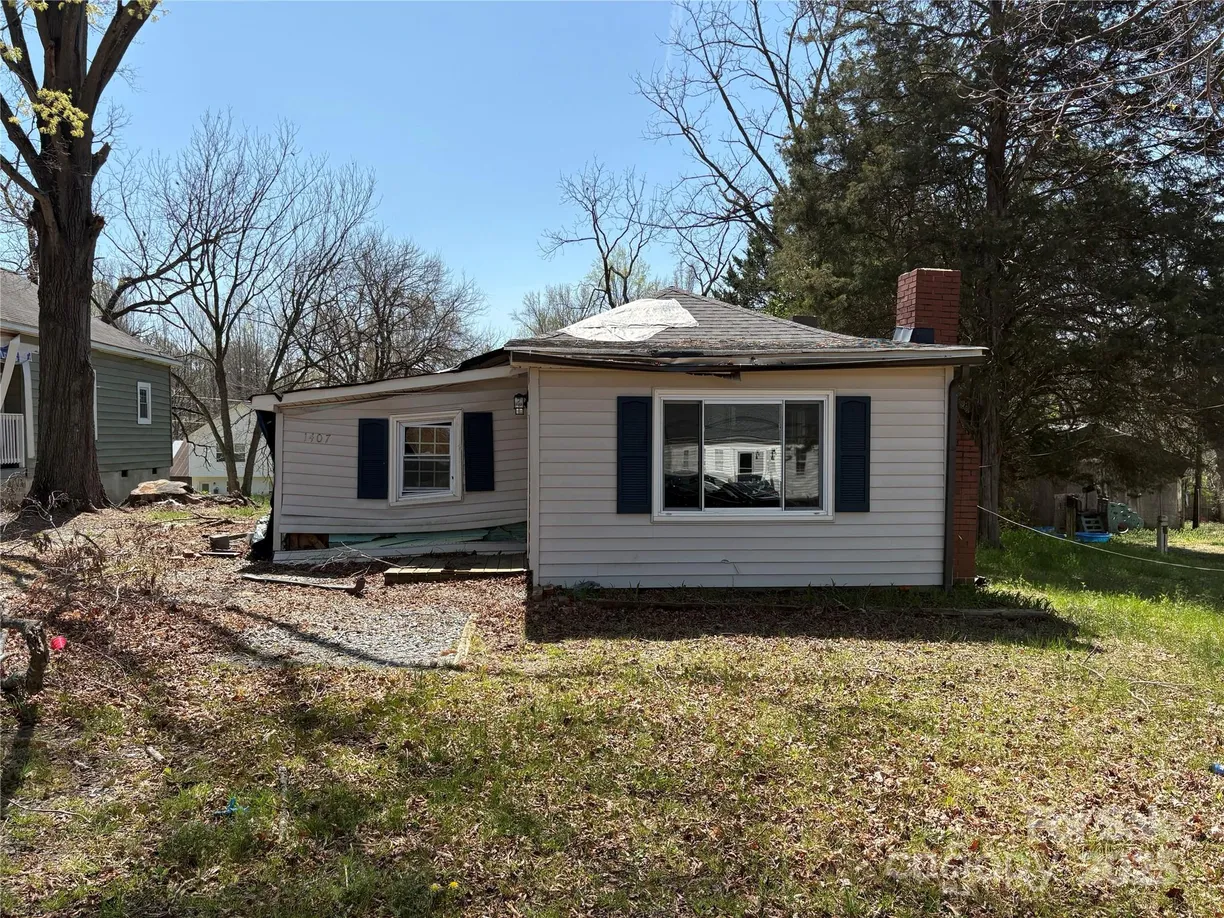 Charlotte Real Estate | View 1407 Birch Street | Listing