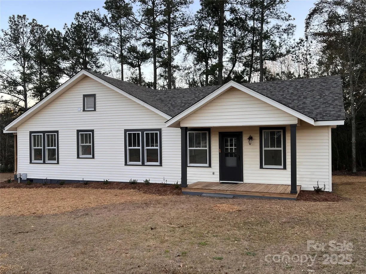 Charlotte Real Estate | View 167 Ellerbe Road | 2 Beds, 2 Baths