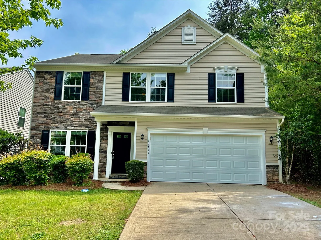 Charlotte Real Estate | View 12815 Towering Pine Drive | 3 Beds, 2 Baths