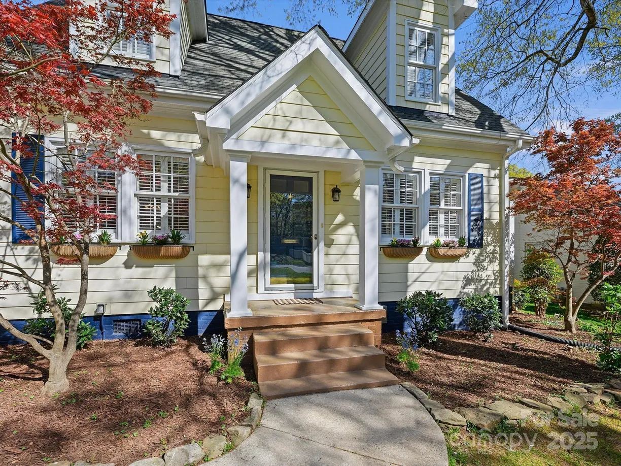 Charlotte Real Estate | View 3005 Somerset Drive | Listing