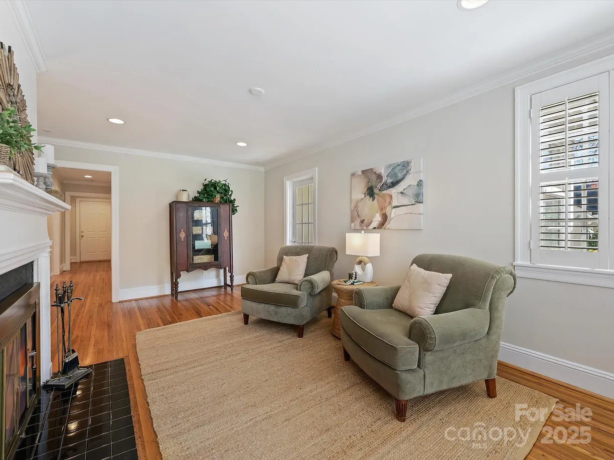 Charlotte Real Estate | View 3005 Somerset Drive | Listing
