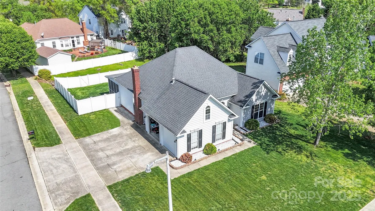 Charlotte Real Estate | View 3701 Arthur Street | 3 Beds, 2 Baths
