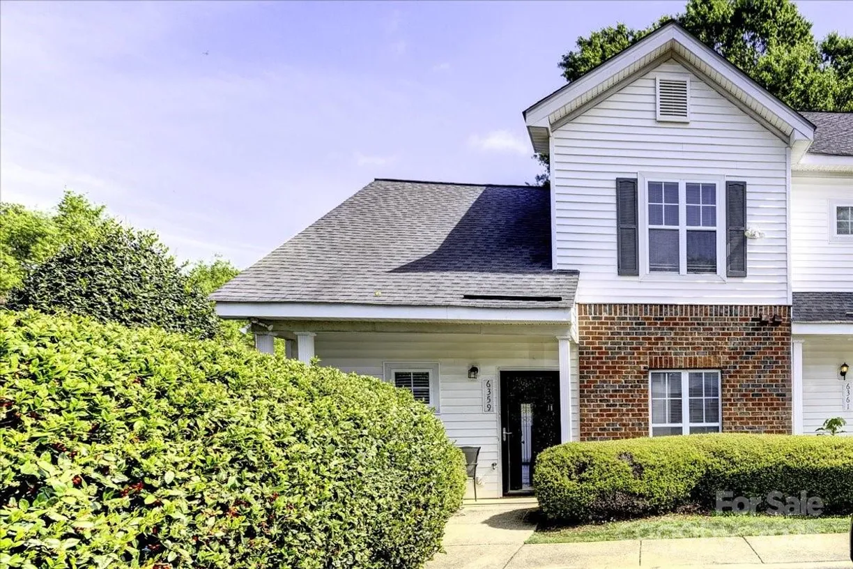 Charlotte Real Estate | View 6359 Mallard View Lane | Listing