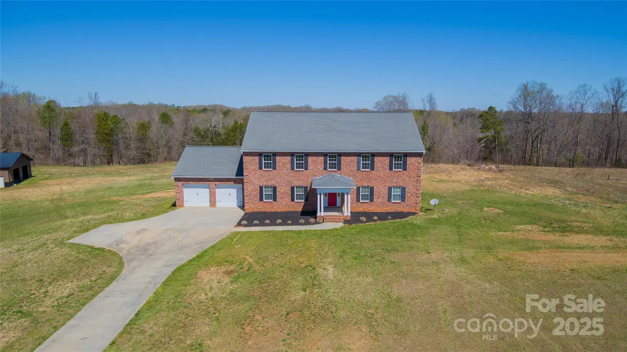 Charlotte Real Estate | View 2536 Tyro Road | 3 Beds, 3 Baths